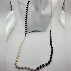 Black and white tie affair necklace‎ N1004